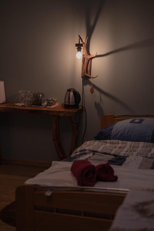 Kurbrauksim Windau Rooms 벤츠필스 외부 사진