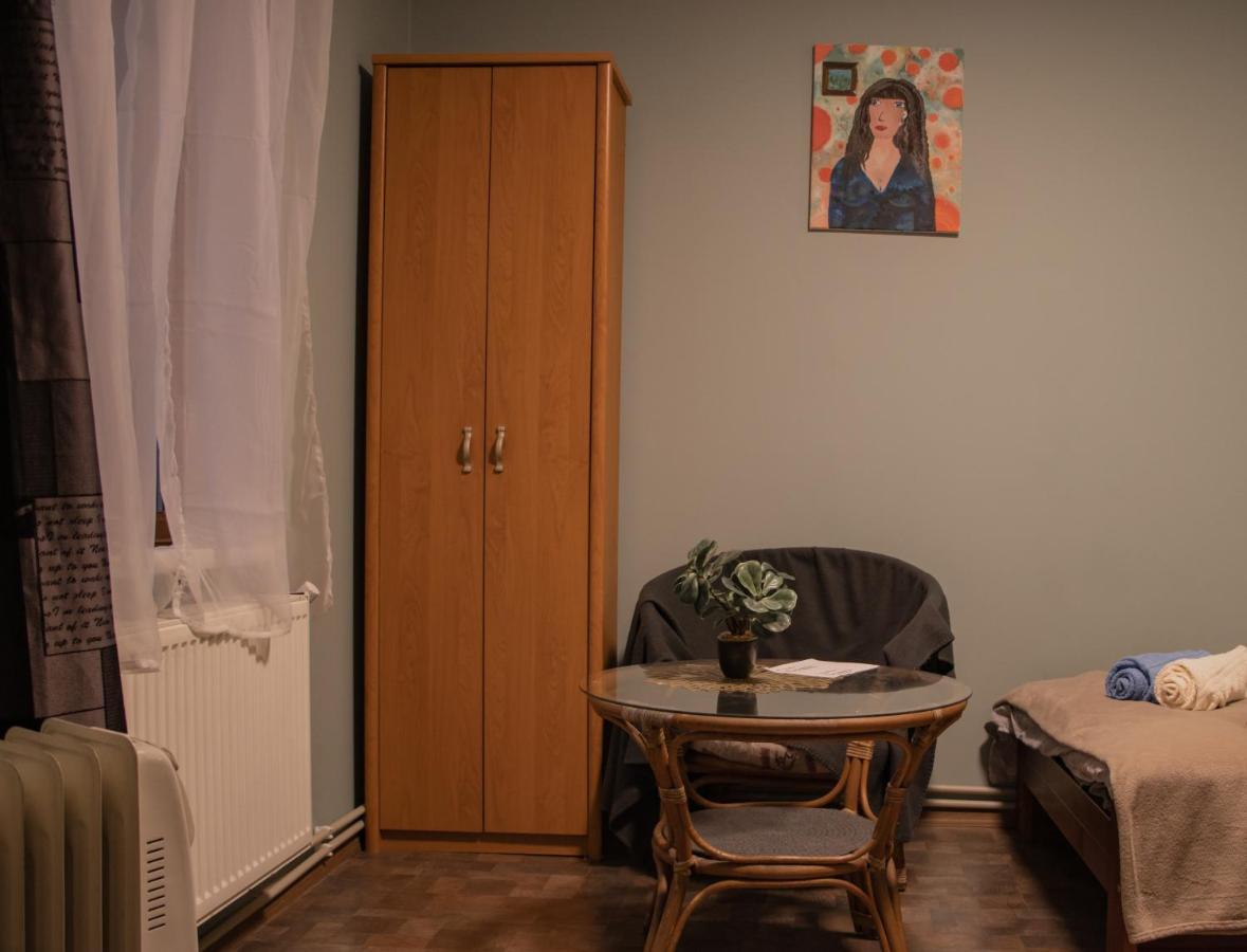 Kurbrauksim Windau Rooms 벤츠필스 외부 사진
